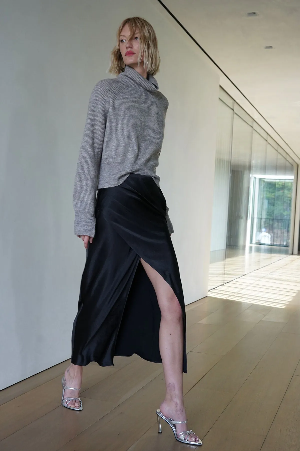 Bevan Silky Skirt