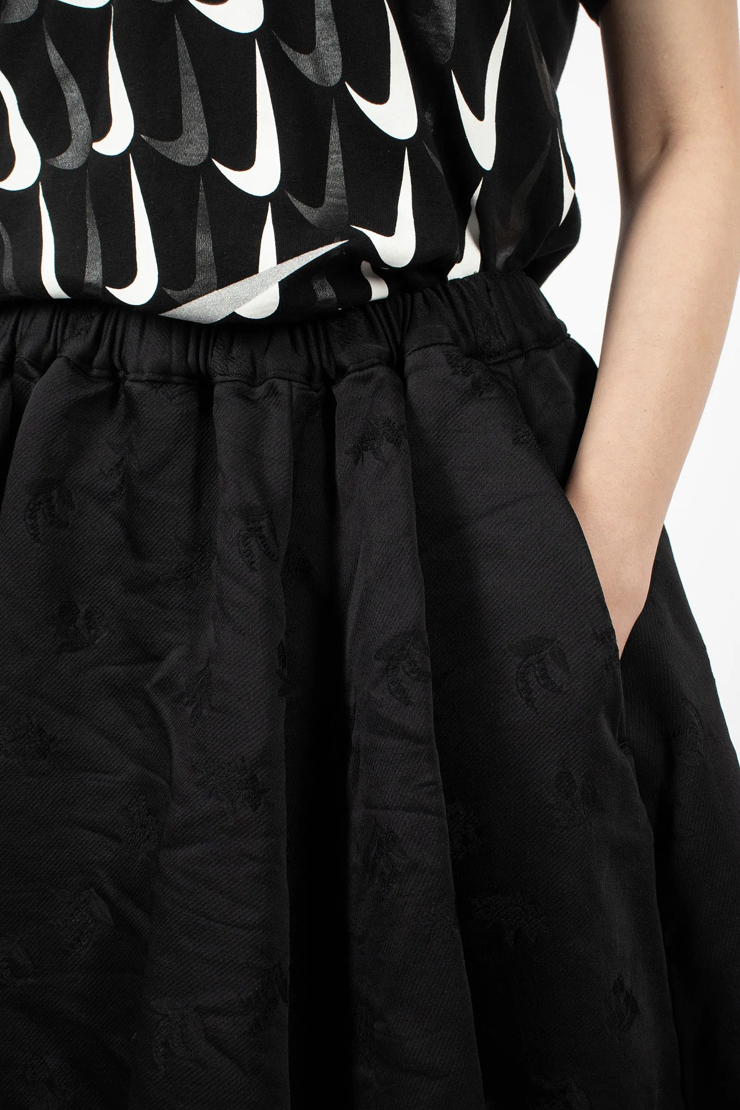 Floral Embroidered Skirt Black