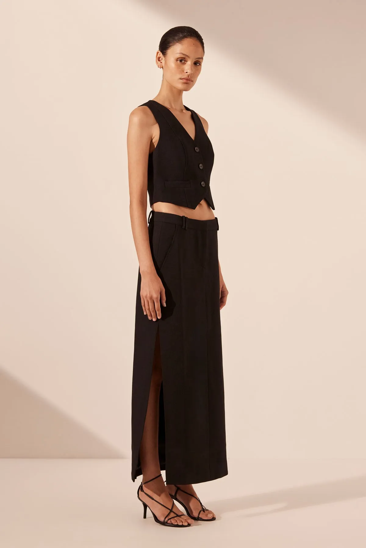 IRENA SIDE SPLIT MAXI SKIRT - BLACK