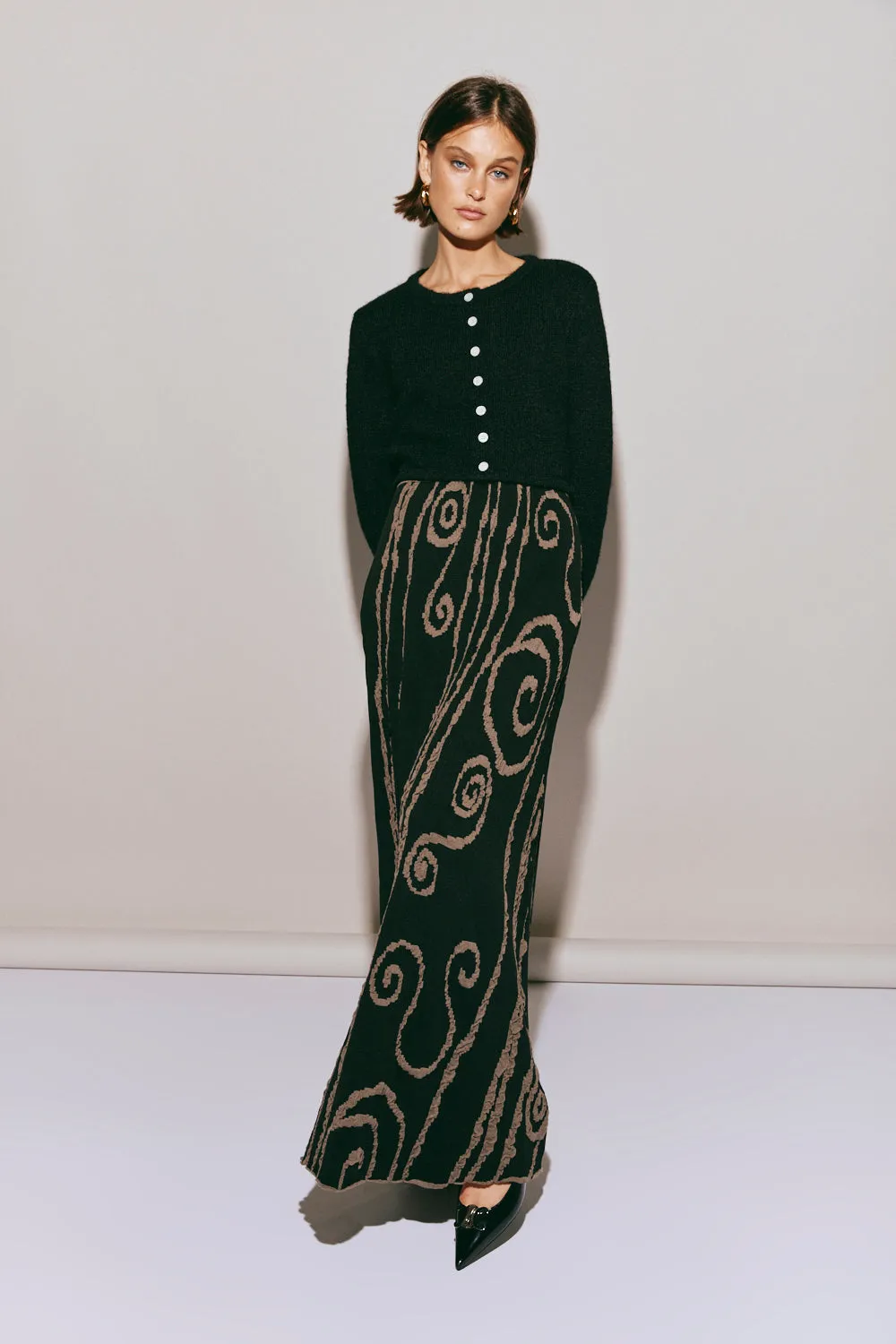 Ivy Muse Knit Maxi Skirt Black Swirl