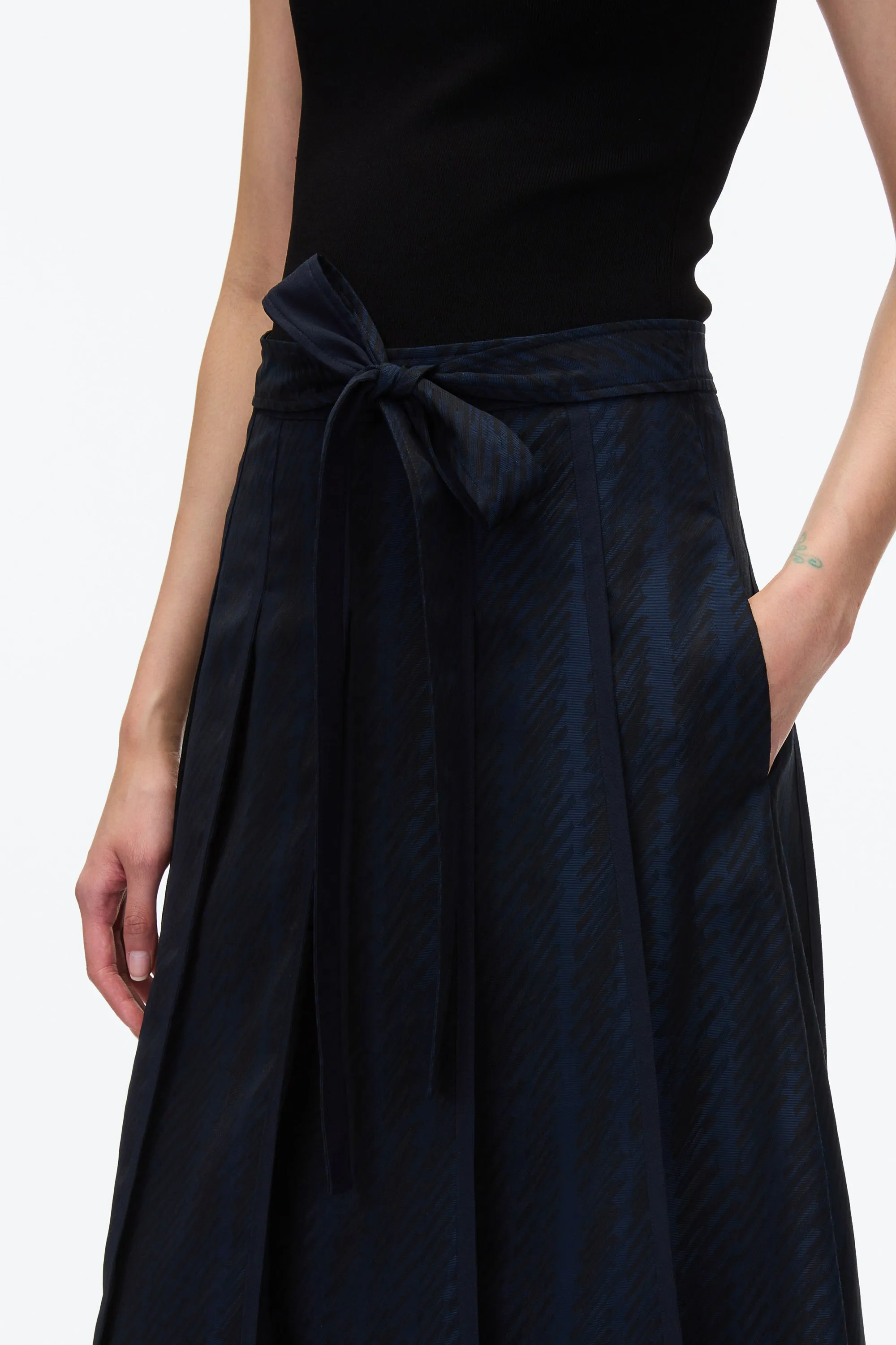 Jacquard Pleated Skirt with Tie Waist