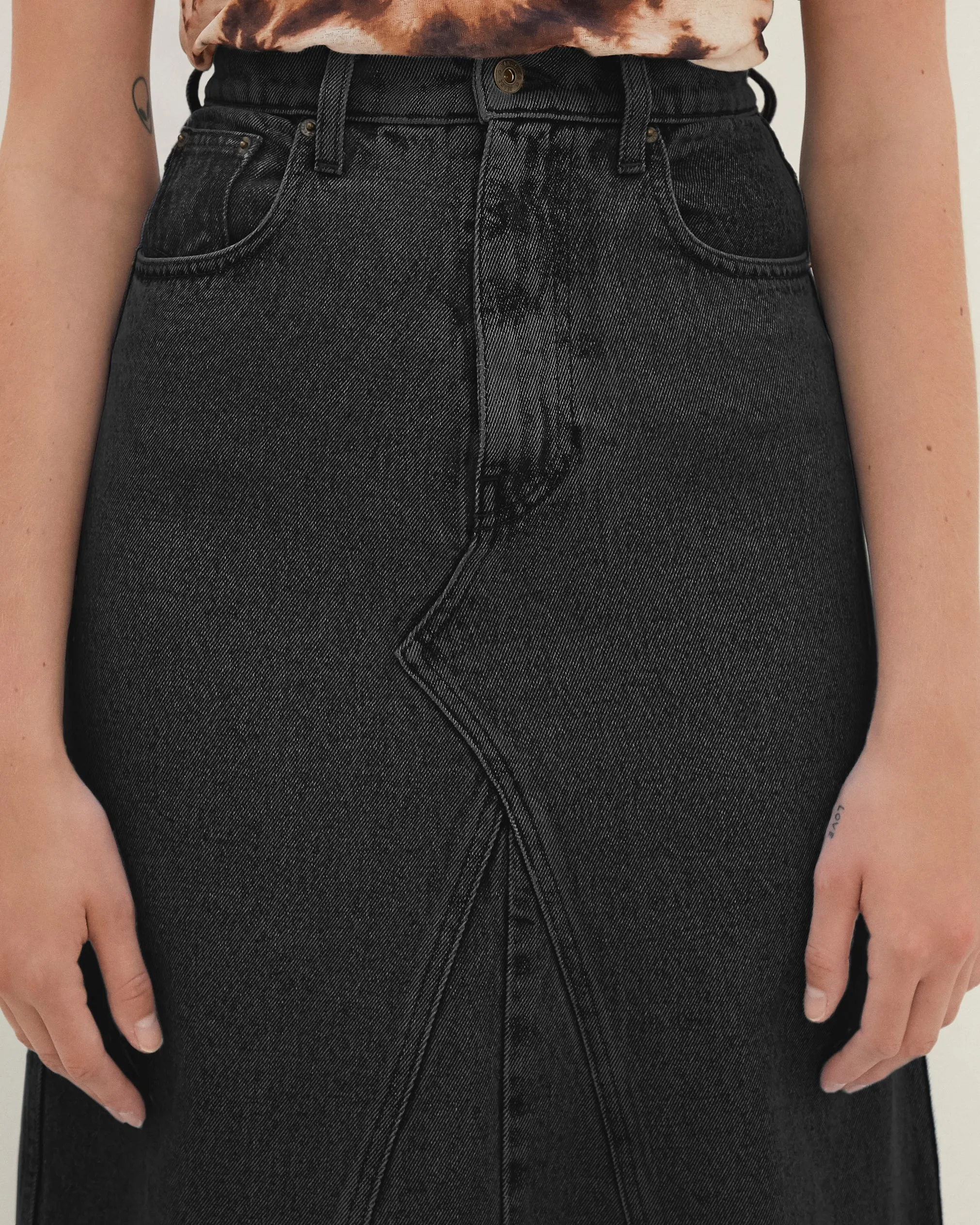 Mae - Denim Skirt - Black