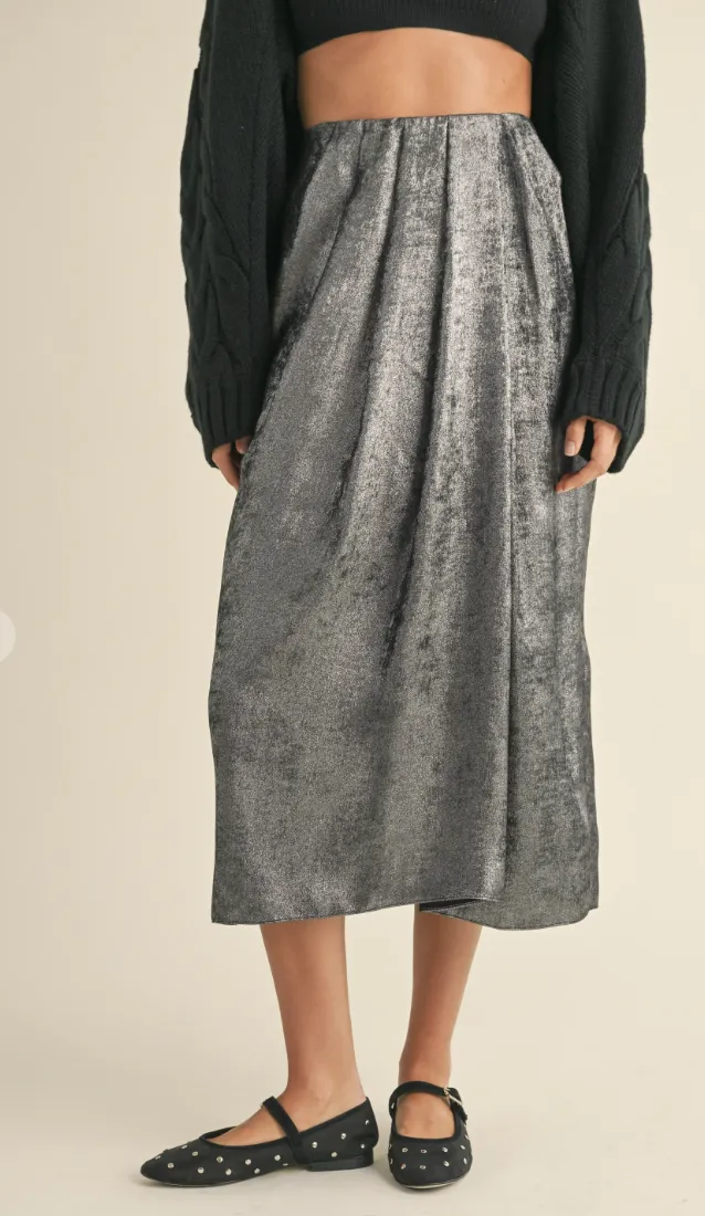 Metallic Fabric Pleated Detailed Skirt